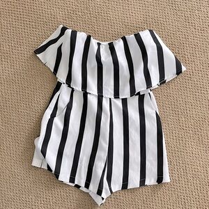 Striped strapless romper